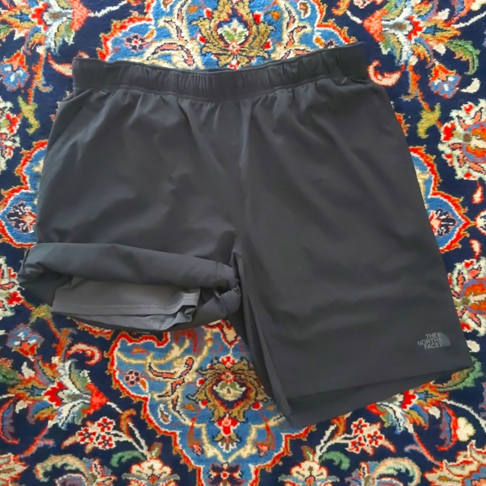 Like New! The North Face Ampere Dual Shorts Sz Lg